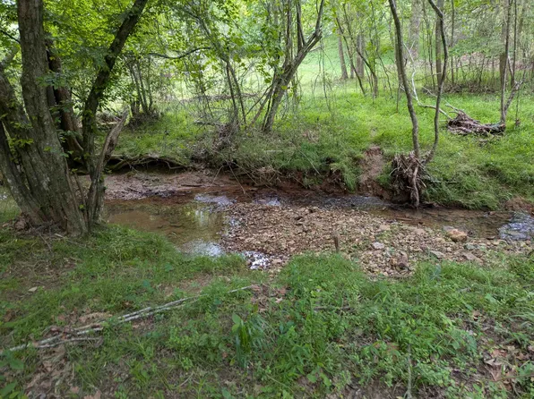 200 First Creek Rd, Rogersville, AL 35652