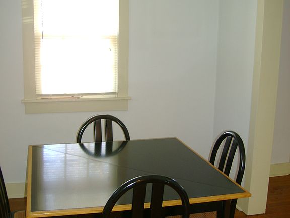 4th image of 413 W 12th Ave