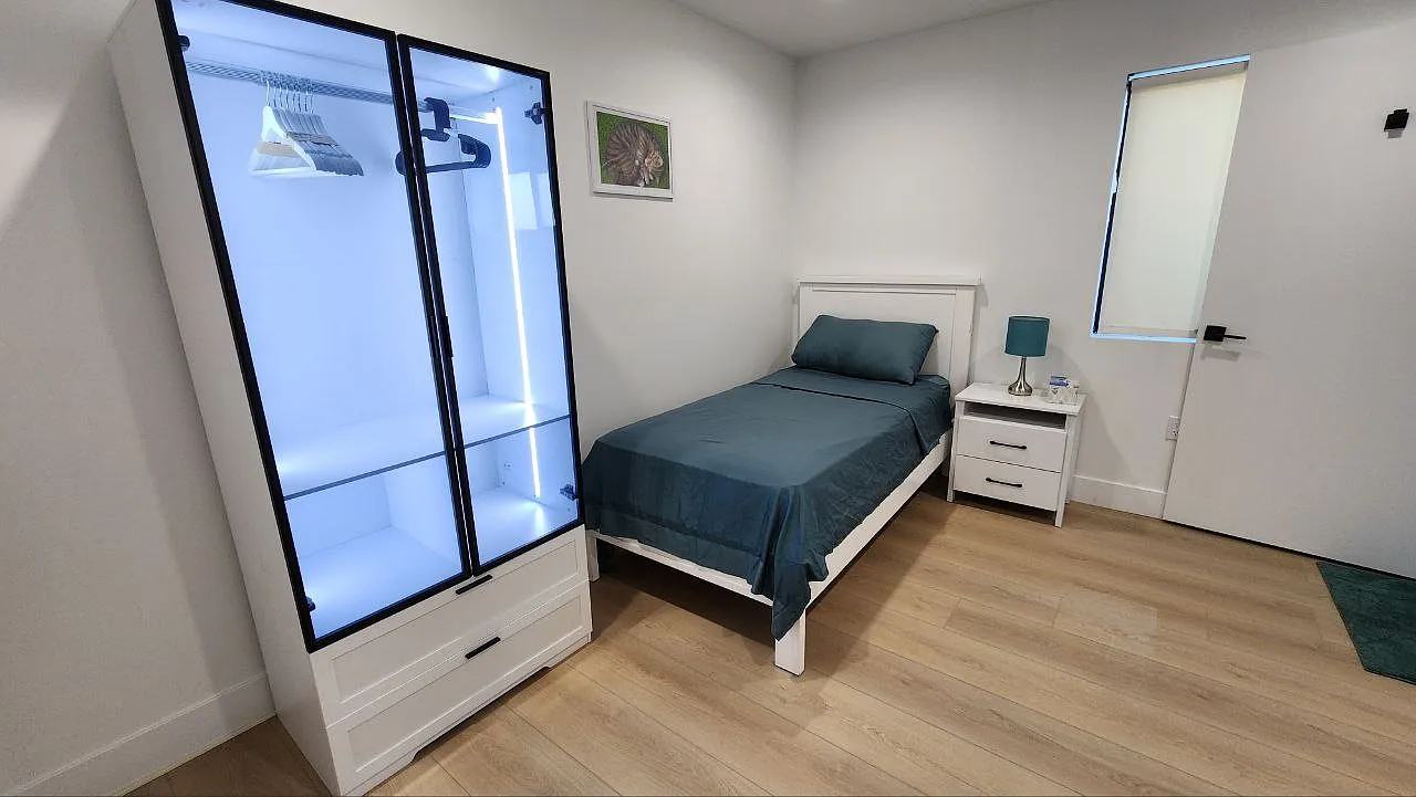 1 bed, 132 sqft, $1,299 — Photo 1
