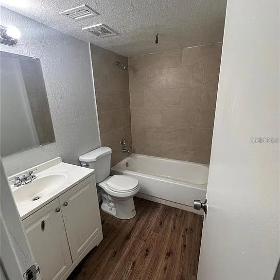 9013 Westchester Cir #29 — Photo 6