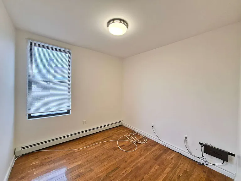 2787 W 16th St #2R — Photo 8