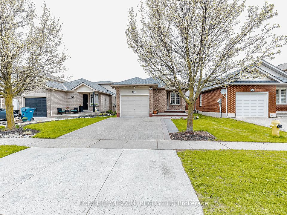 1st image of 125 Hawkins Dr