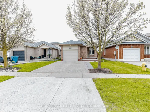 125 Hawkins Dr, Cambridge, ON N1T 1Z8