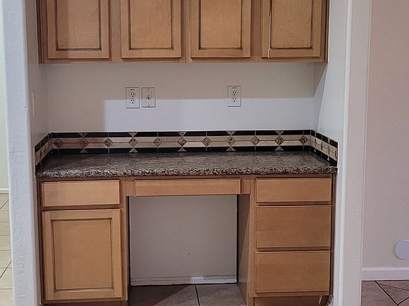 5th image of 1361 E Prickly Pear Dr #4