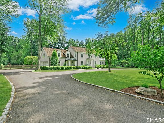 3rd image of 20 Buttonwood Lane