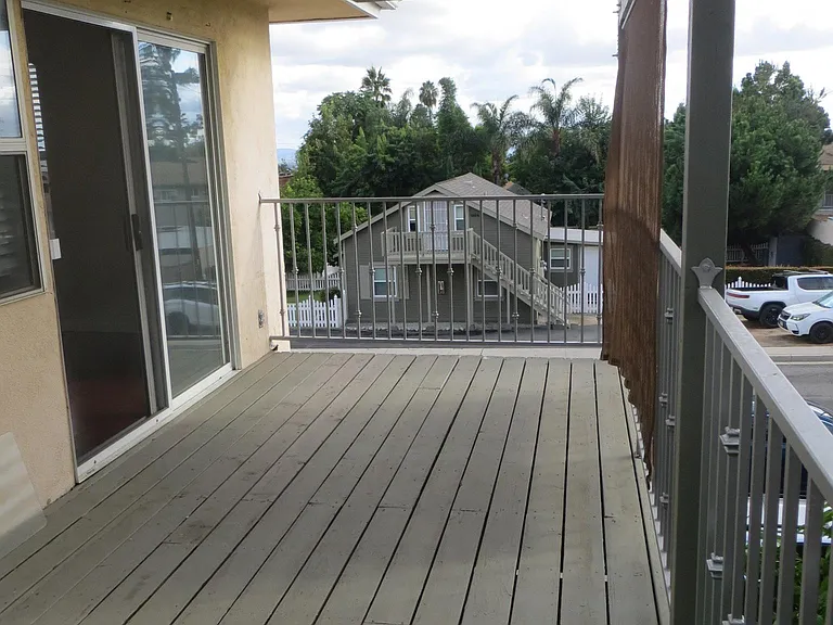 147 Mariposa Ave #F — Photo 26
