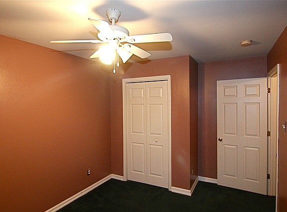 3rd image of 14 Sallye Ann St