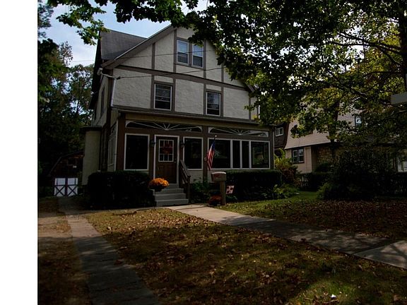 2nd image of 34 E Essex Ave