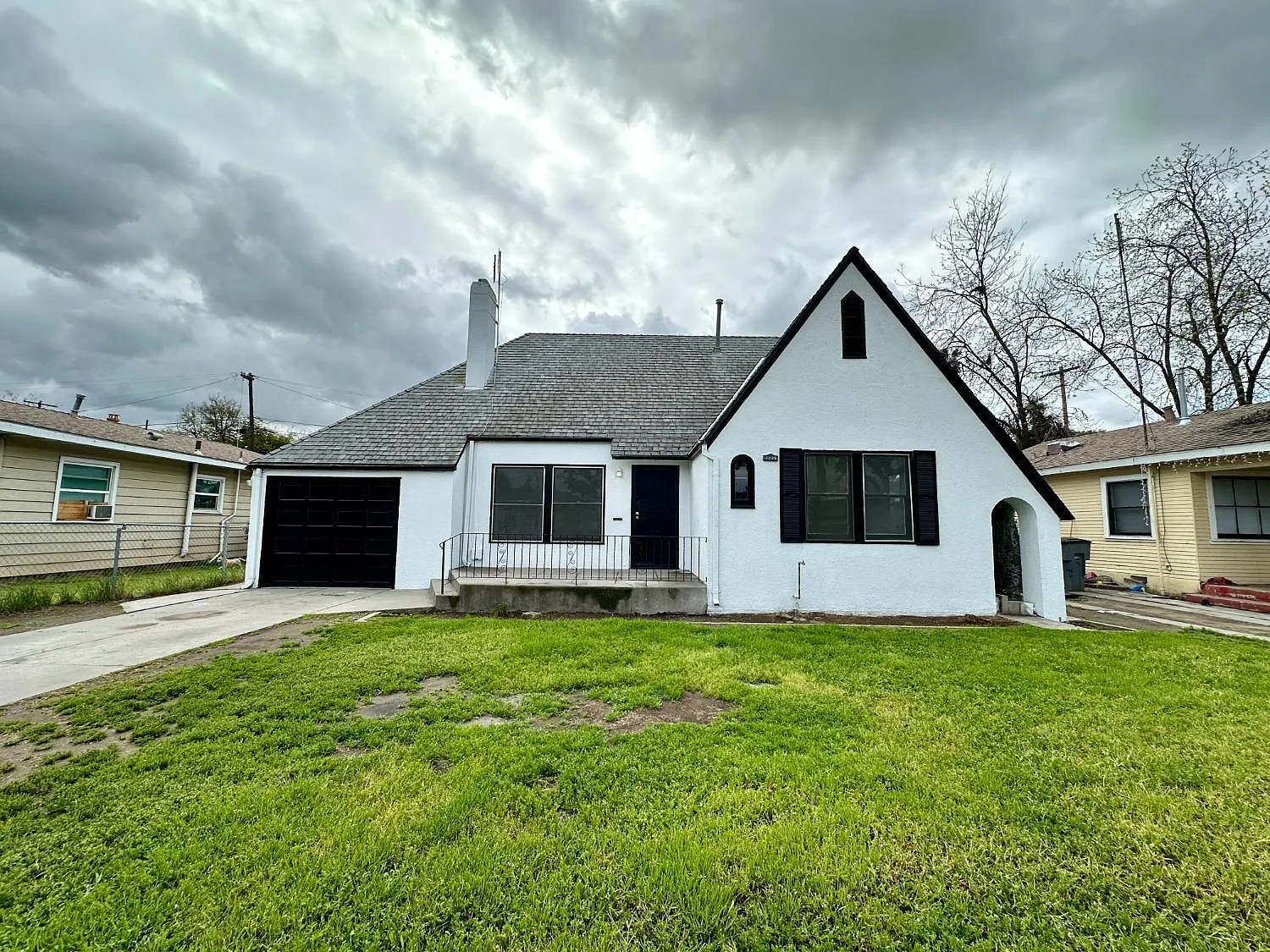 4236 E Ball Avenue photo 1