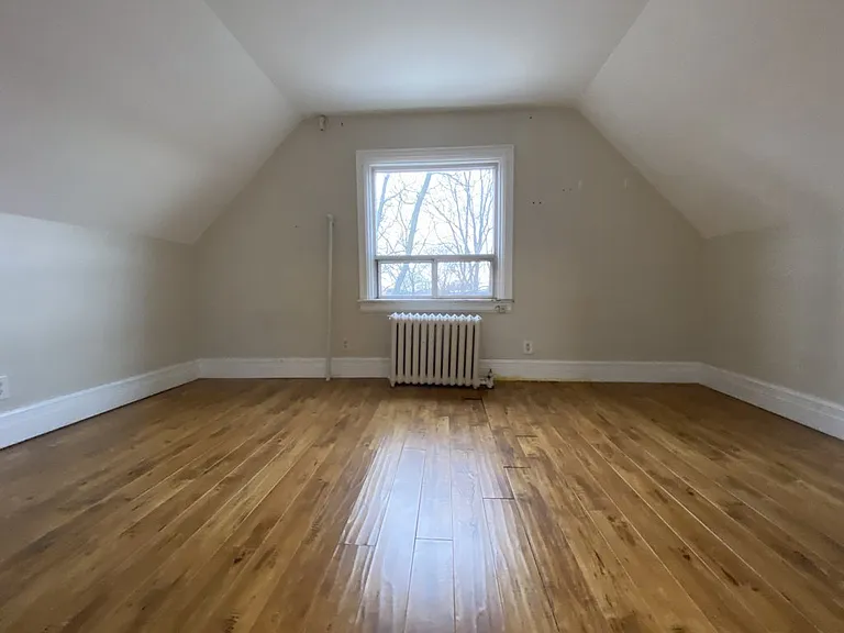 412 Dovercourt Rd #UPPER — Photo 20