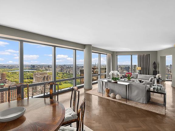 5th image of 80 Columbus Cir APT 73B