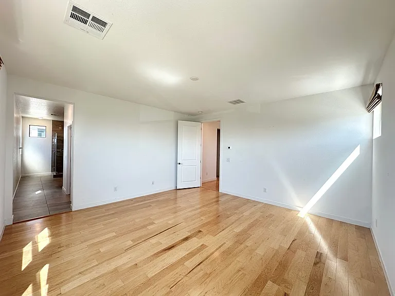513 Monarch Ridge Ct — Photo 15