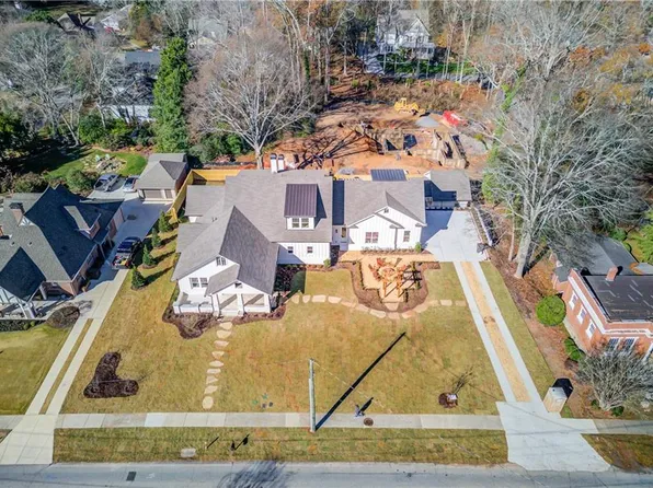 505 Cochran Dr, Norcross, GA 30071