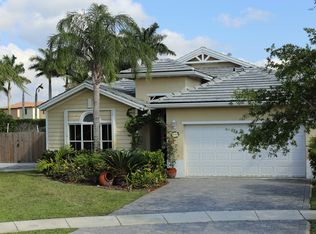 101 NE 35th Ave, Homestead, FL 33033
