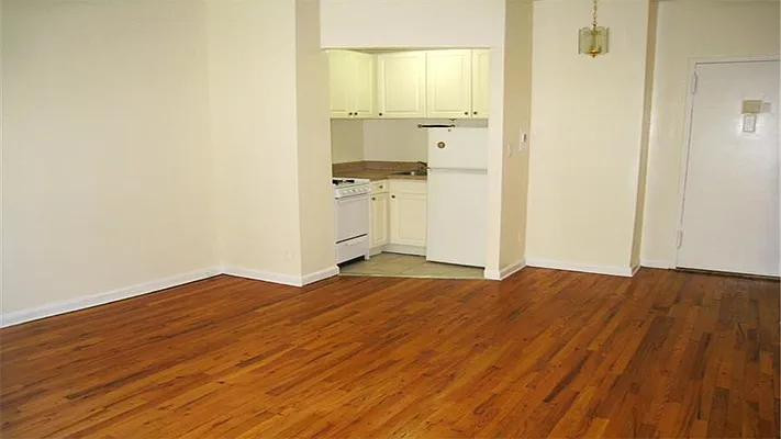 Rented by Fenwick Keats Real Estate | media 17