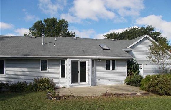 2nd image of 1981 Spring Creek Cir