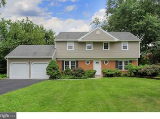 12 Wiltshire Dr, East Windsor, NJ 08520