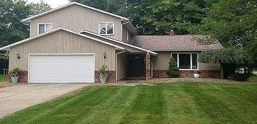2nd image of 400 Lynden Dr