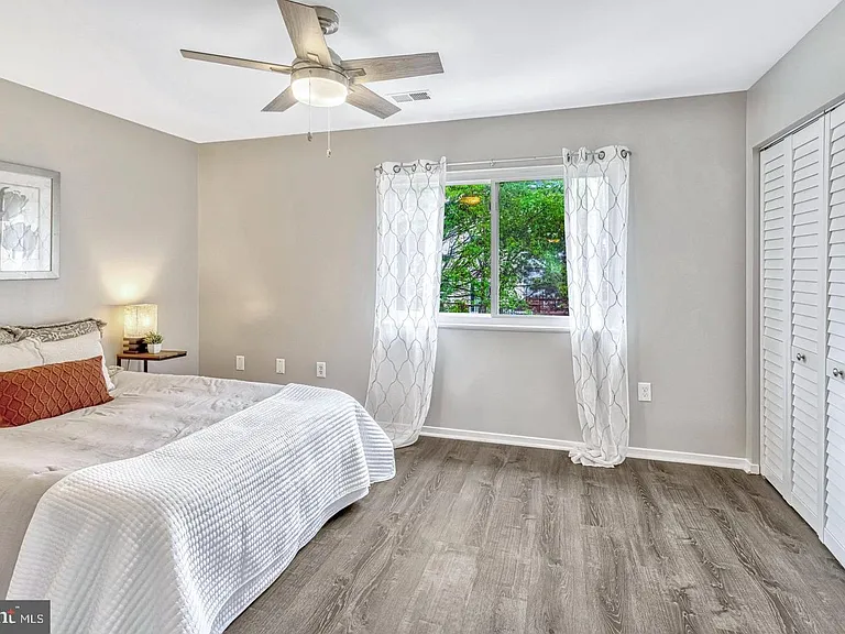 12163 Presidio Way — Photo 18