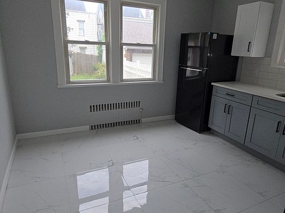 2nd image of 68 Stockman Pl Floor 2