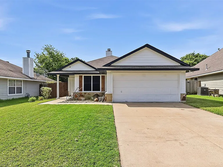 3924 Tranquil Path Dr — Photo 1