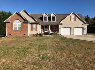 148 Juniper Dr, Lexington, NC 27292