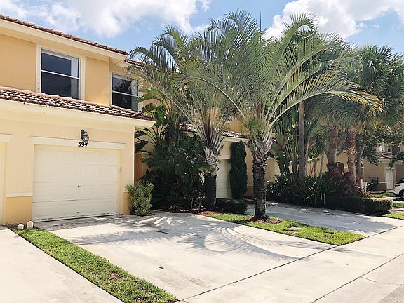 Home For Sale In Seminoles Lakes