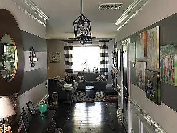 Entryway/living room