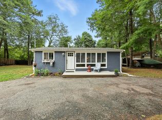 38 Lakeside Dr, Barnstable, MA 02630