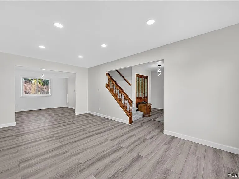 11616 Lynch Ct — Photo 5
