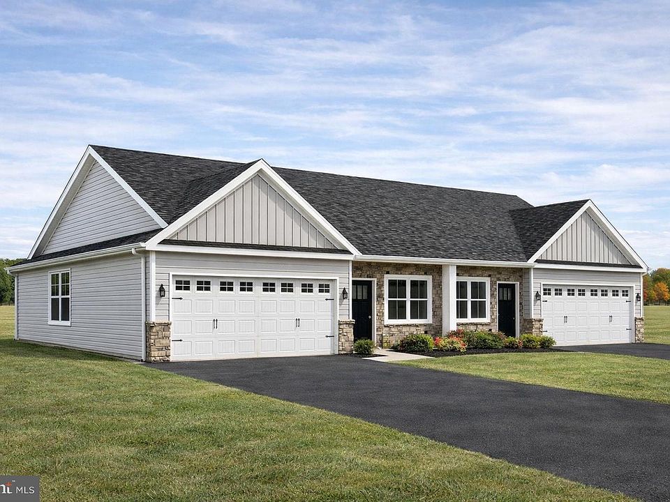 2nd image of 116 Hillard Fld