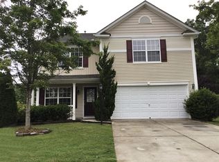 15236 Edgewater Forest Ln, Charlotte, NC 28278