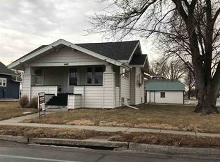 121 E Willow St, Pierce, NE 68767