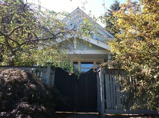 3225 34th Ave S, Seattle, WA 98144