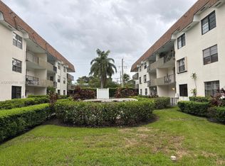 9022 NE 8th Ave APT 3R, Miami Shores, FL 33138