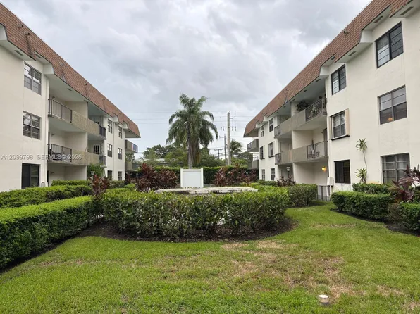 9022 NE 8th Ave APT 3R, Miami Shores, FL 33138