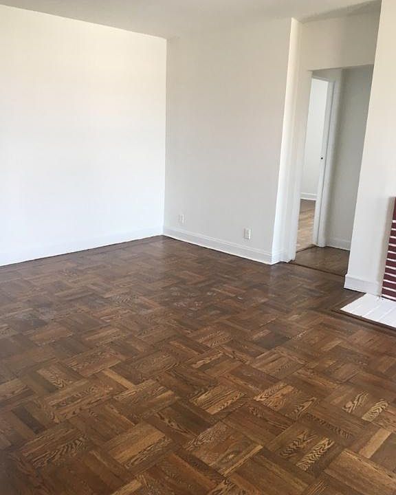 1st image of 14809 Northern Blvd APT 6E