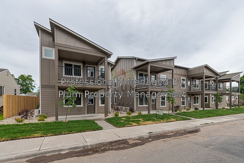 1st image of 2416 McDonald Ave #201