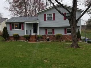 1316 Wadsworth Dr, North Chesterfield, VA 23236