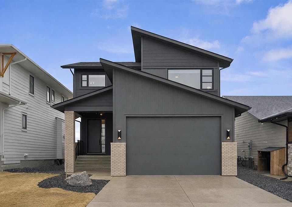 1st image of 80 W Grayling Rd