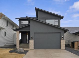 80 W Grayling Rd, Rocky View County, AB T3Z0G6