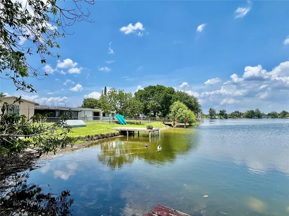 8381 NW 11th St, Hollywood, FL 33024