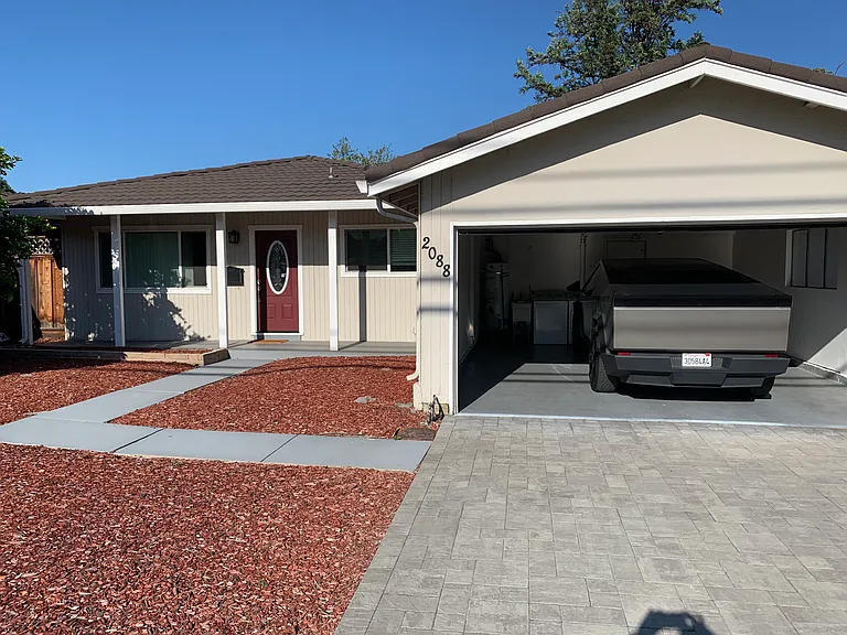 2088 Quito Rd — Photo 1