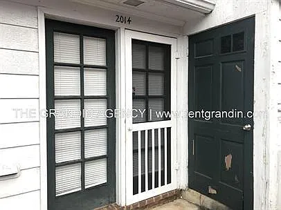 1801 Grandin Rd SW — Photo 26