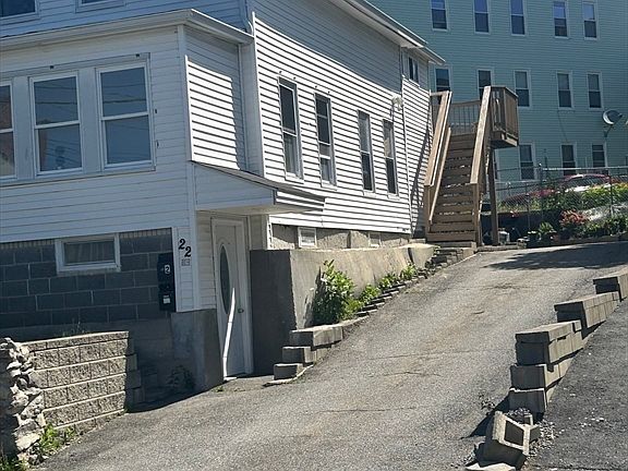 2nd image of 22 Barker St
