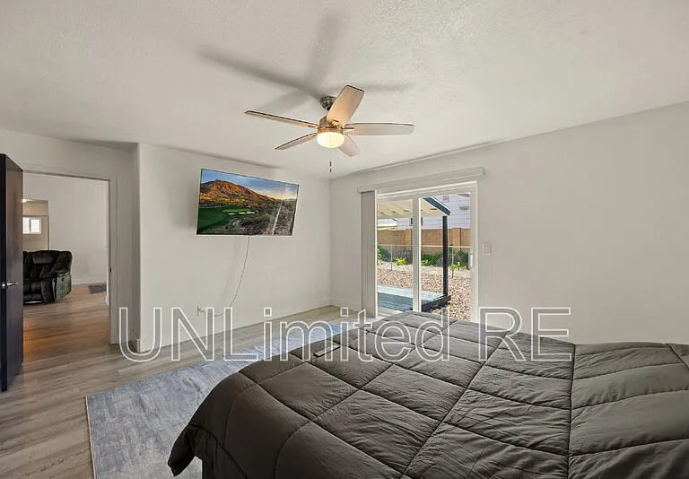 3486 N Christine Dr — Photo 13