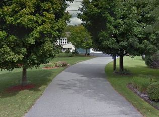 1 Sparrow Ln, Dartmouth, MA 02747