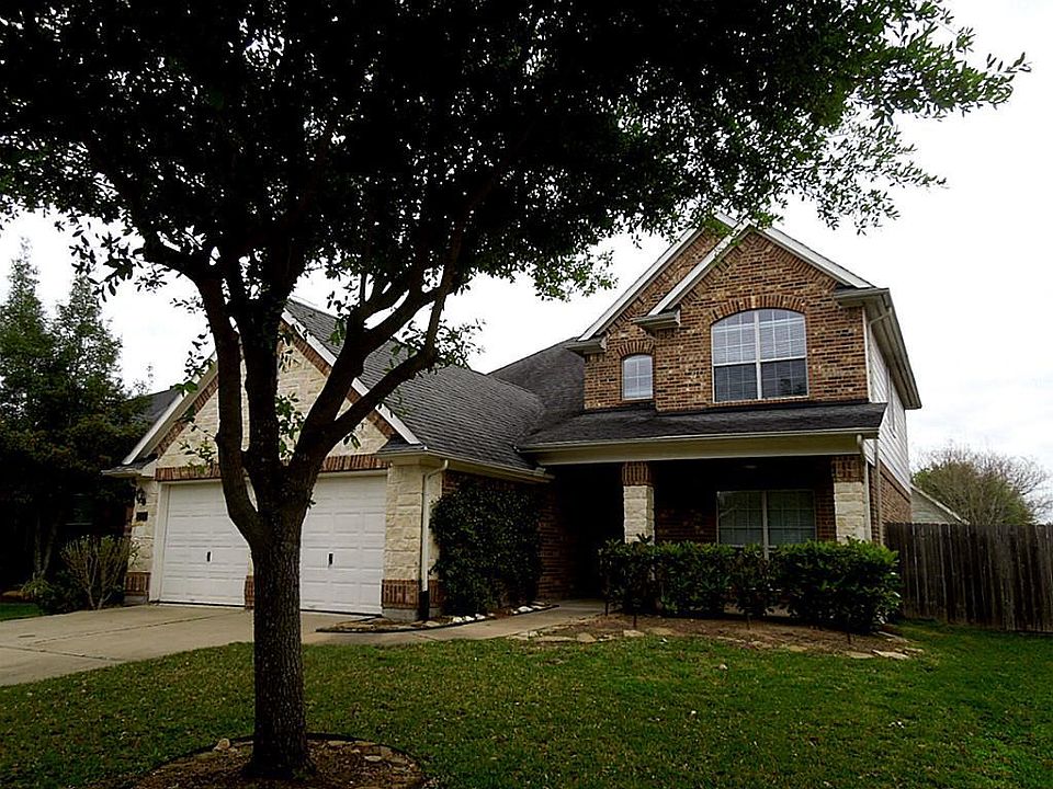 1st image of 218 Autumn Creek Ln