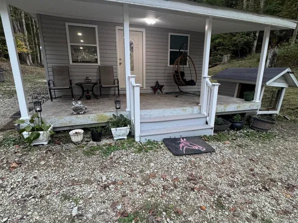 10807 Jefferson Hill Rd, Fairdale, KY 40118