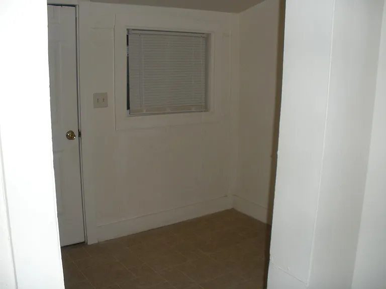 W 13th Ave — Photo 1